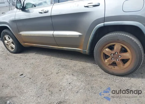 2012 Jeep Grand Cherokee Laredo из США, поврежденный, VIN 1C4RJFAG4CC120597